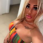 Roxanne Saunders - @roxannesaunders - Instagram