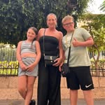 Roxanne Sistern - @roxannesistern - Instagram