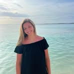 Roxy Stone - Facebook
