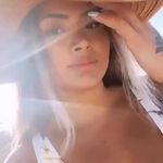 Roxanne Wagner - @neashingdmdl - Instagram