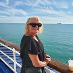 Roxie Walker - @roxie.walker.75 - Instagram