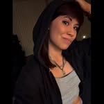 Roxy Robinson - @sharkmaross - Instagram