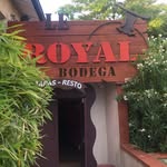 Le ROYAL BODEGA - @le_royal_bodega - Instagram