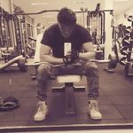 Roy Dexter Siowou - @dextersiowou - Instagram