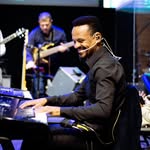 Andre Tavares - @roykeyboards - Instagram