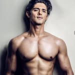 hritik.  Roy - @roy_oberoi5 - Instagram