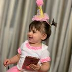 Roya Faizi - Facebook