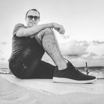 Ruben Corona - @rubencorona - Instagram
