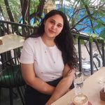 Rubina Mulla - @stylist_rubina_mulla - Instagram