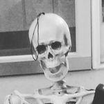 Rufus willis - @rufus_the_skeleton_ - Instagram