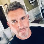 Robert Fischer - Facebook