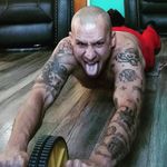 Russell Vickers - @chicityboy3926 - Instagram