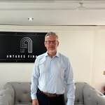 Russell Bloomfield - @russell.bloomfield.9 - Instagram
