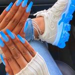 Ruth Burroughs - @ruth.burroughs.9 - Instagram