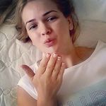 Ruth Decker - @ruth___decker - Instagram