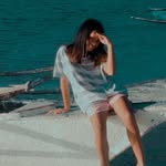 Ruth Ezra - @ruth.ezra.965 - Instagram
