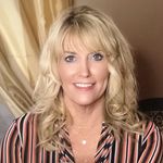 Ruth Hochberg - @ruthhochberg - Instagram