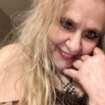 Ruth Holmes - @ruth.holmes.3532 - Instagram