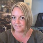 Ruth Miles - @tropicwithruthmiles - Instagram