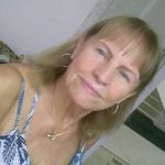 Ruth Wollenweber - @ruthwollenweber - Instagram