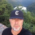 Ryan Cardwell - @goldbaby566 - Instagram