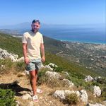 Ryan Cave - @ryan.cave - Instagram