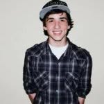 Ryan Gentle - @ryanlovessmiles - Instagram