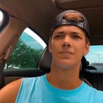 ryan gingerich - @ryan_lynn27 - Instagram