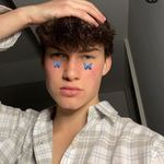 his biggest fan - @ryangoldenberg.fp - Instagram