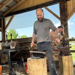 Ryan Oberlander - @ryanthemachette - Instagram