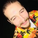 Ryan Olah - @smokeflakes - Instagram