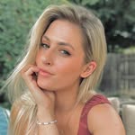Amanda Ryan - @amandaryanrising - Instagram