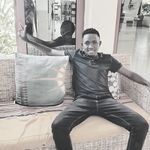 Adrian Kyomuhendo - @adryanscharflamar - Instagram