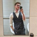 Ryan Snook - @boy_with_dino_slippers - Instagram