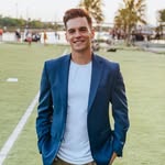 Ryan Vella - @_ryanvella - Instagram