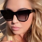 Sabrina Dewitt - @brinabug20 - Instagram