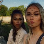 @_sadearmstrong - Instagram