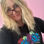 Sadie Meadows - @dizzybird24 - Instagram