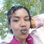 Safia Lee - Facebook