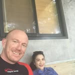 Chris & Safiya Jones - @jonesestravel - Instagram