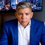 Salah Passos / Corretor Imobiliário - @salah_passos - Instagram