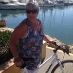 Sally Bateman - @sally.batman - Instagram