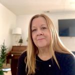 Sally Becker - @sally_879 - Instagram