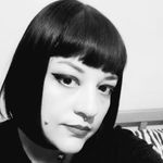 Sally Crow - @sallystamatov - Instagram