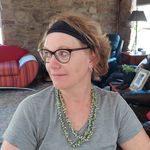 Sally Eldridge - @saveswiftparrots - Instagram