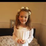 Sally Emery - @salanamy12 - Instagram