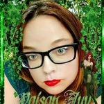 Sally Eubanks - @goldengreaser67 - Instagram