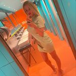Sally Fairchild - @sallyfairchild22 - Instagram
