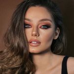 Sally Gabechava - @sallygabechava - Instagram