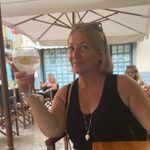 Sally Hubbard - @sallyh_btn - Instagram